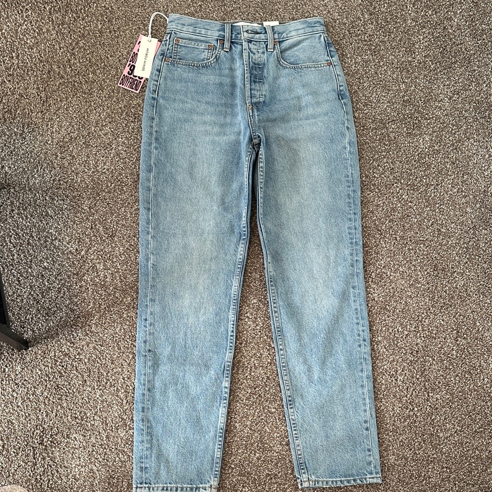 Aritzia Denim Forum 90s Boyfriend Jean. High Rise Loose, New with Tags